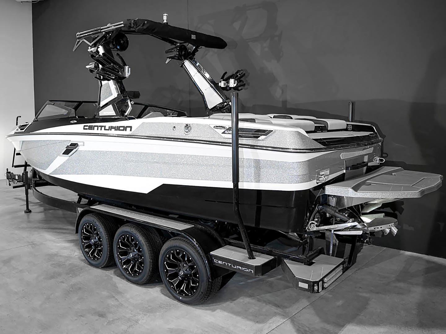 2023 Centurion Ri245 Silver Flake / White / Black - BoardCo