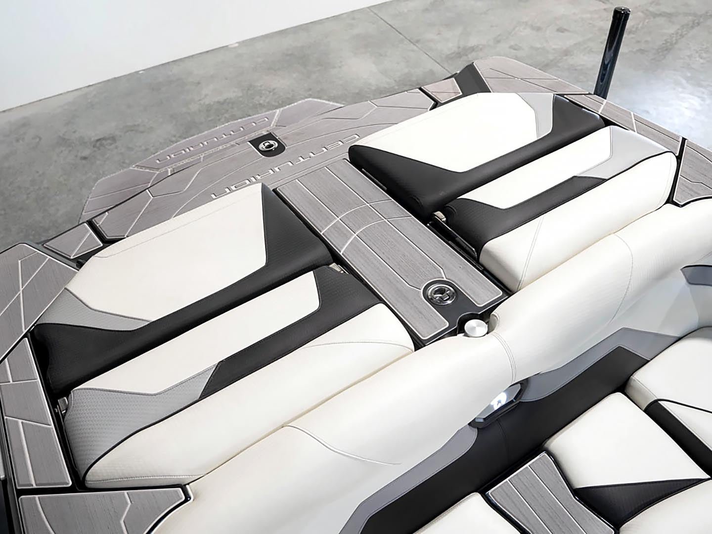 2023 Centurion Ri245 Silver Flake / White / Black - BoardCo