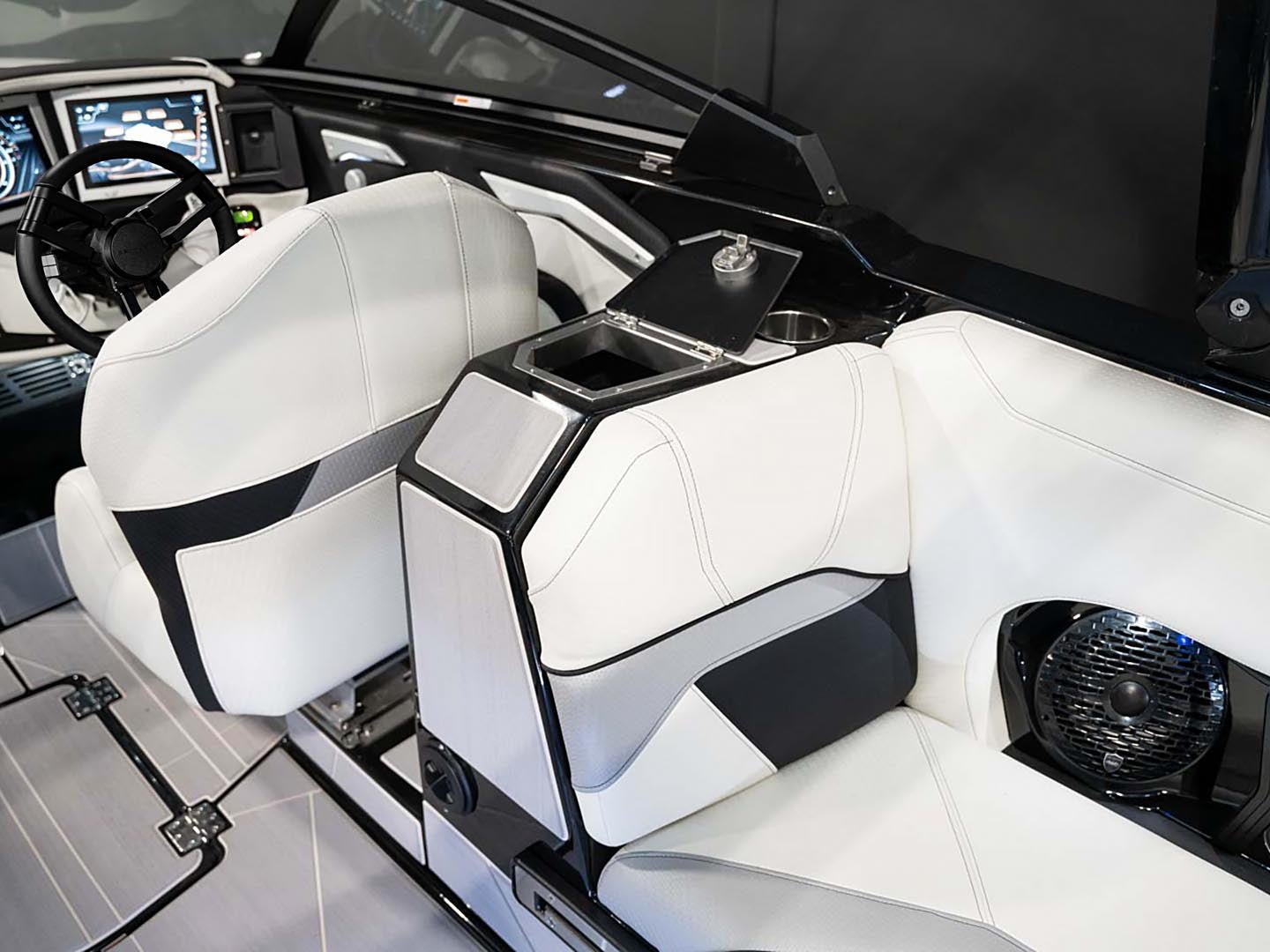 2023 Centurion Ri245 Silver Flake / White / Black - BoardCo