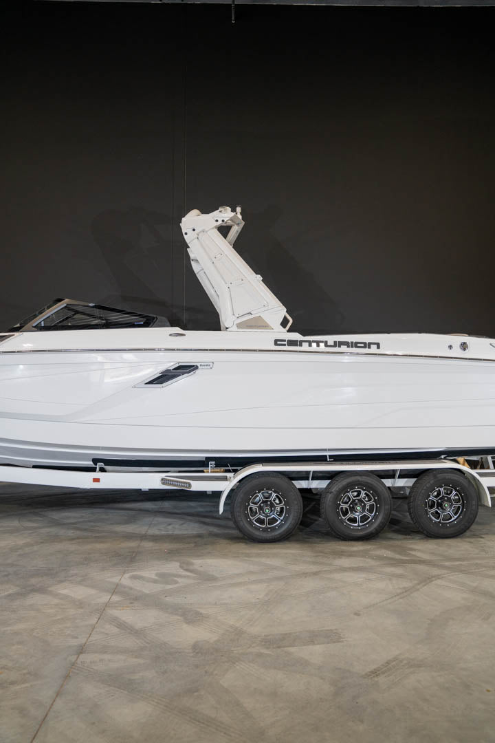 2023 Centurion Ri265 All White - BoardCo Boats