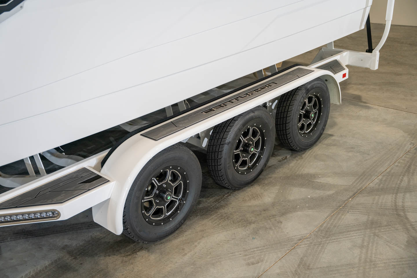 2023 Centurion Ri265 All White - BoardCo