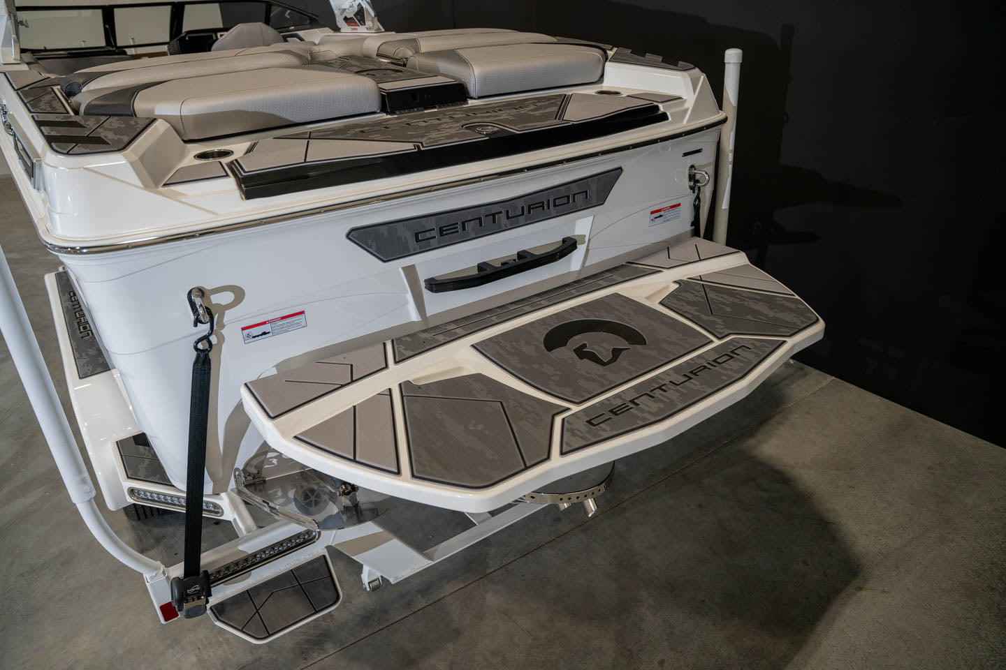 2023 Centurion Ri265 All White - BoardCo Boats