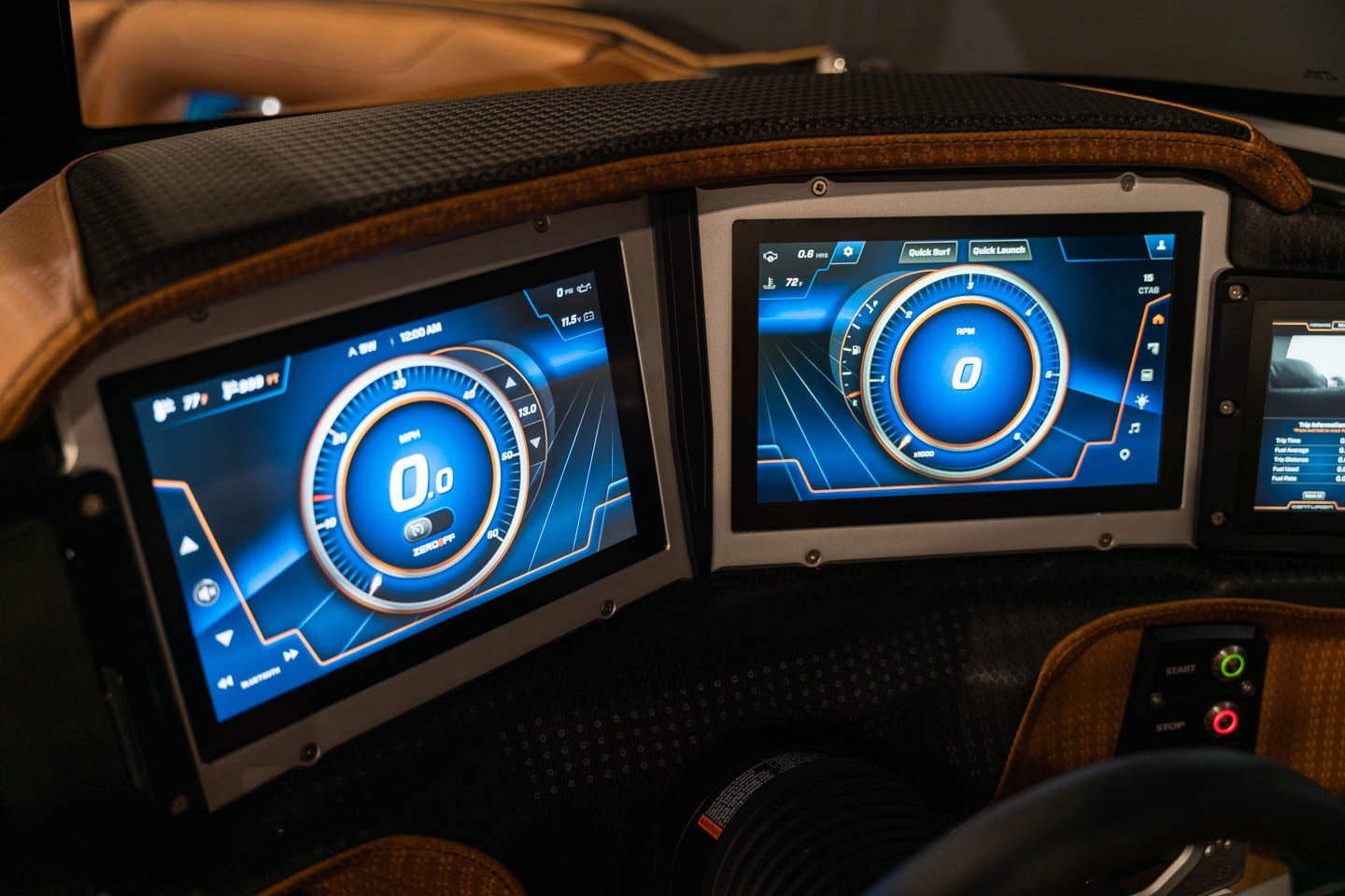 2023 Centurion Ri265 Bahama Blue Flake / Black - BoardCo Boats