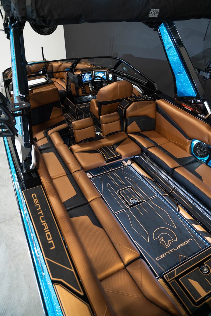 2023 Centurion Ri265 Bahama Blue Flake / Black - BoardCo Boats