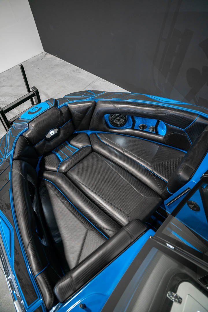2023 Centurion Ri265 Black Flake / Marina Blue - BoardCo