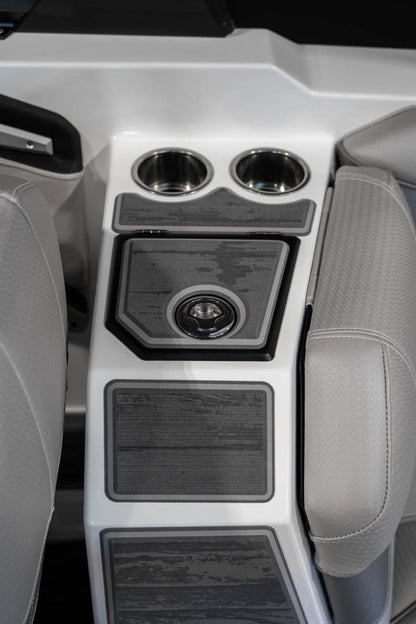 2023 Centurion Ri265 Silver Flake / White - BoardCo Boats