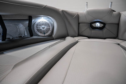 2023 Centurion Ri265 Silver Flake / White - BoardCo Boats