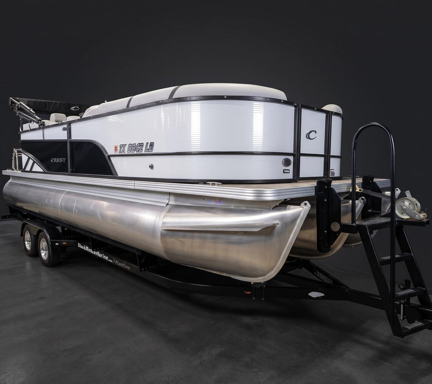 2023 Crest Classic LX 220 SLC - White / Black - BoardCo
