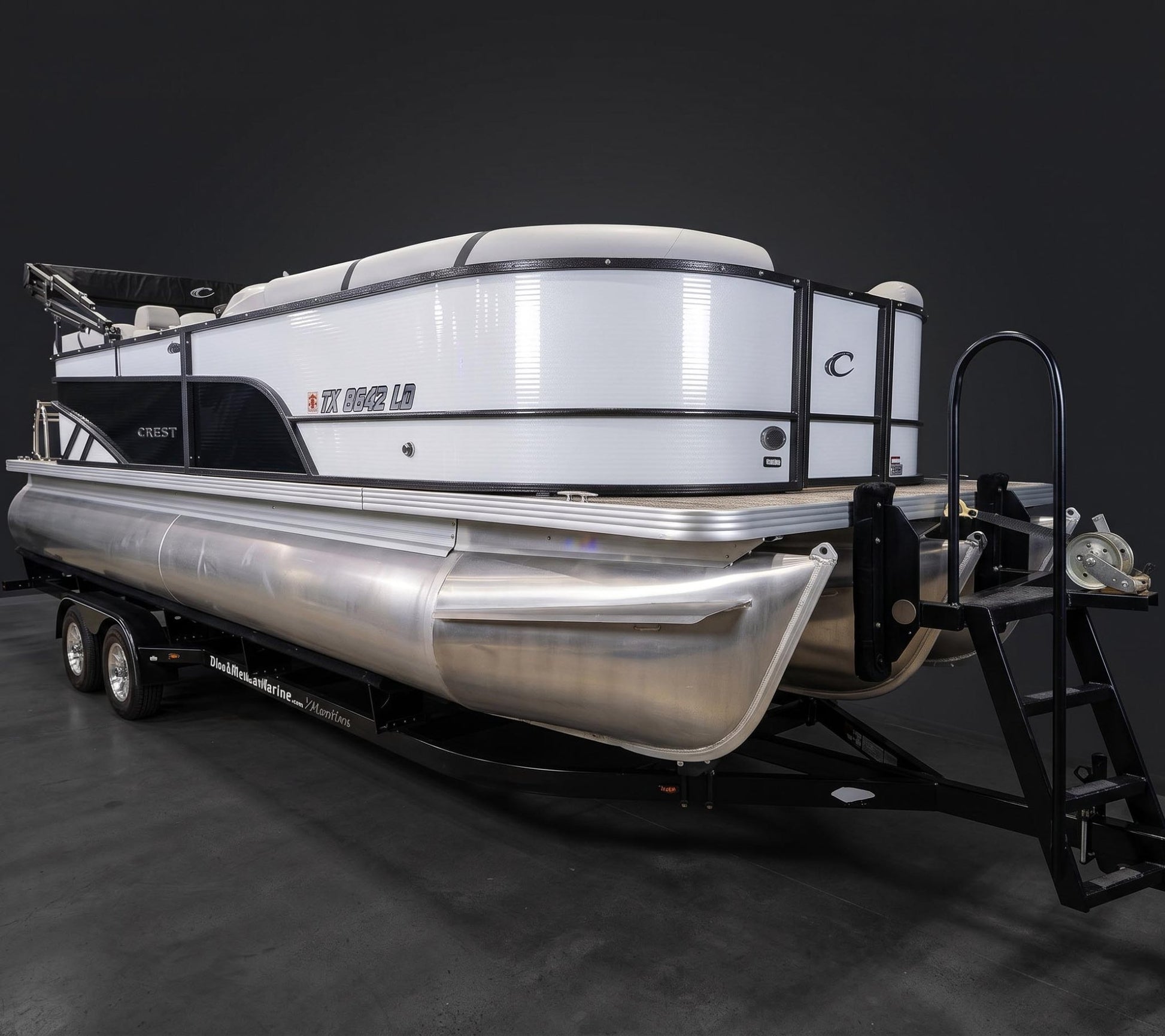 2023 Crest Classic LX 220 SLC - White / Black - BoardCo