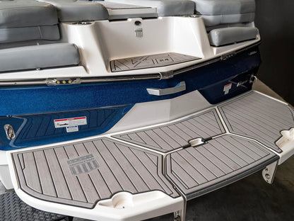 2023 Mastercraft XT24 - Blue Flake / White - BoardCo Boats