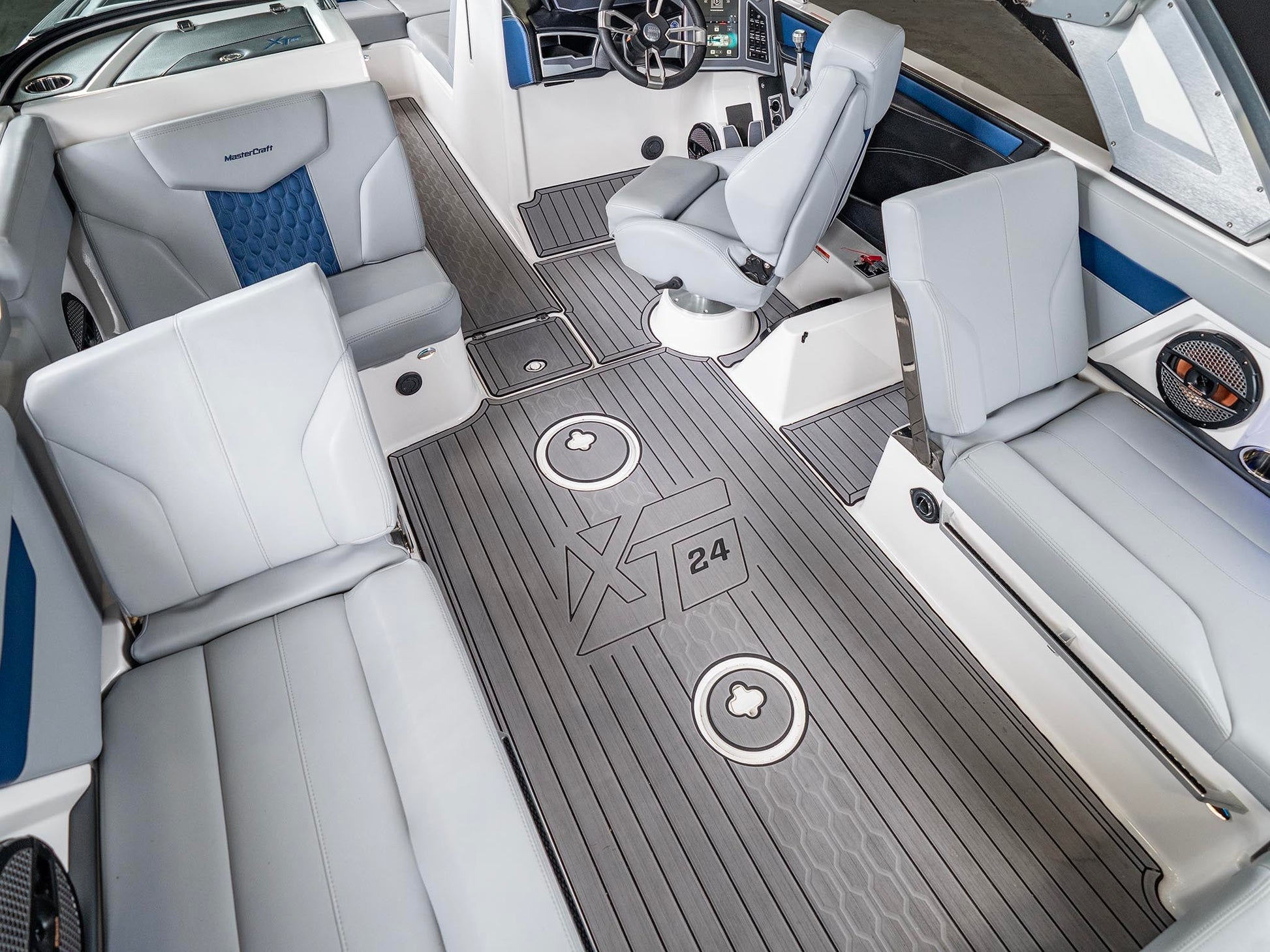 2023 Mastercraft XT24 - Blue Flake / White - BoardCo Boats