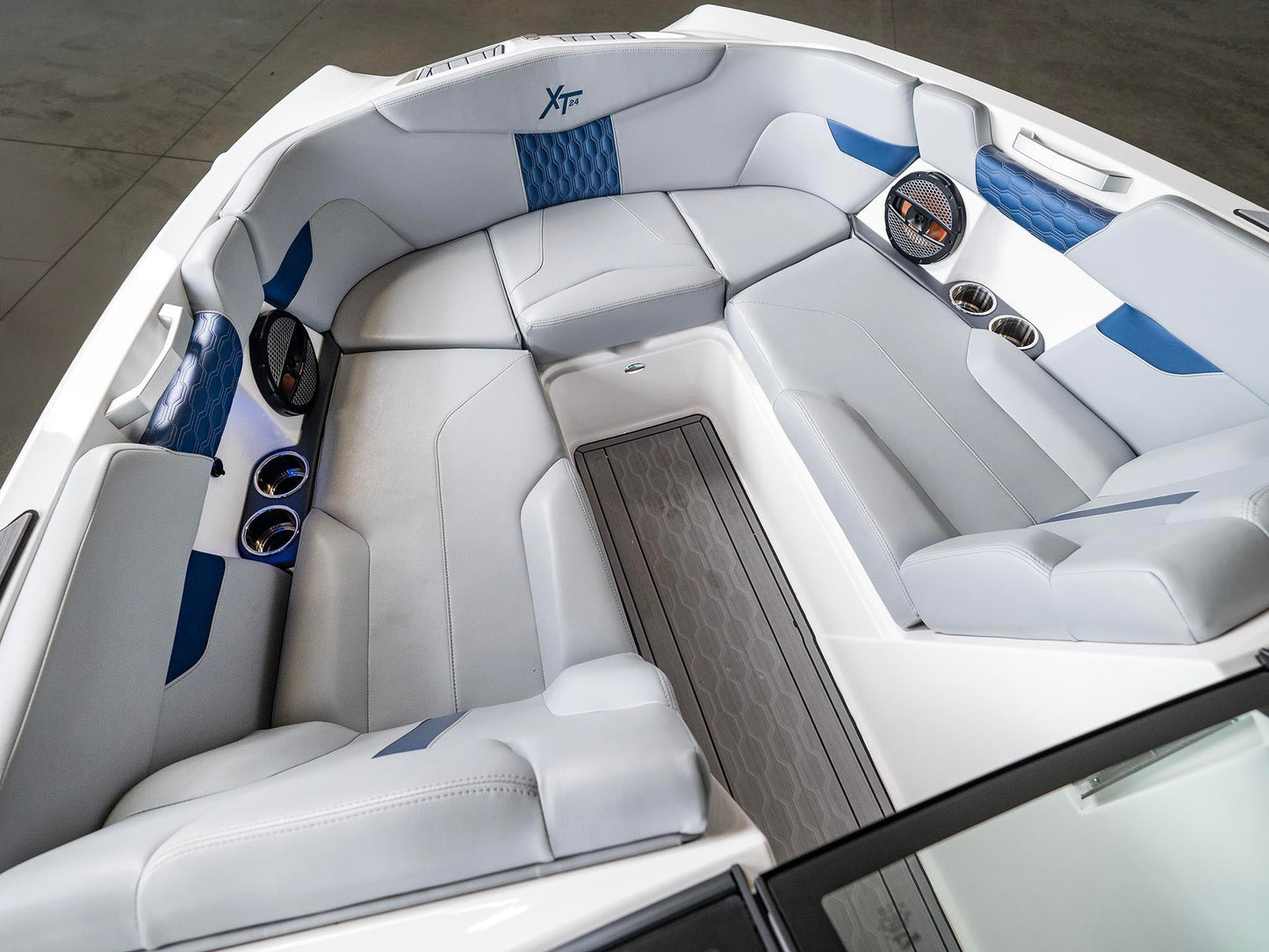 2023 Mastercraft XT24 - Blue Flake / White - BoardCo Boats