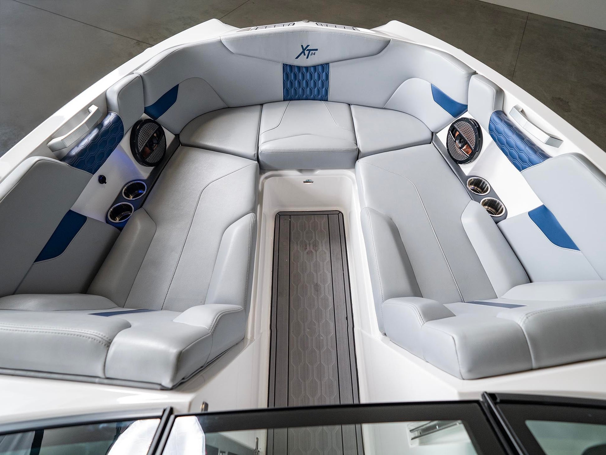 2023 Mastercraft XT24 - Blue Flake / White - BoardCo Boats