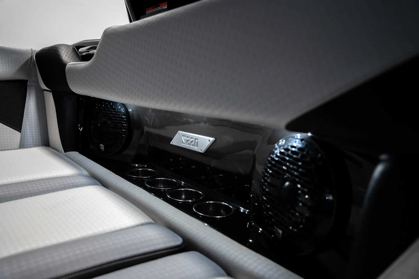 2023 Supreme S220 Lavender Flake / Black - BoardCo Boats