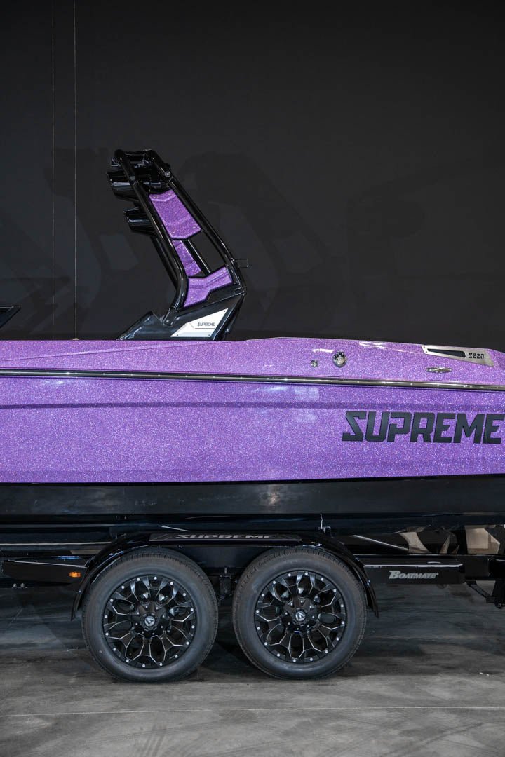 2023 Supreme S220 Lavender Flake / Black - BoardCo Boats