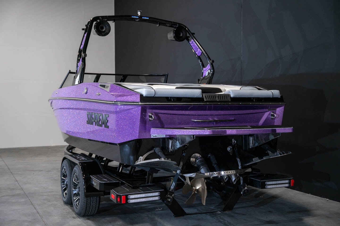 2023 Supreme S220 Lavender Flake / Black - BoardCo Boats