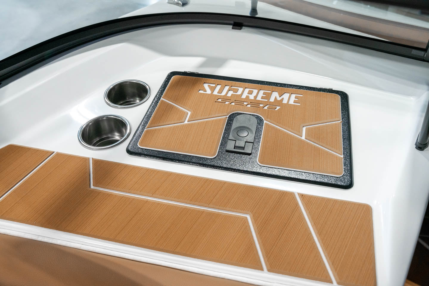 2023 Supreme S220 Penny Flake / White - BoardCo