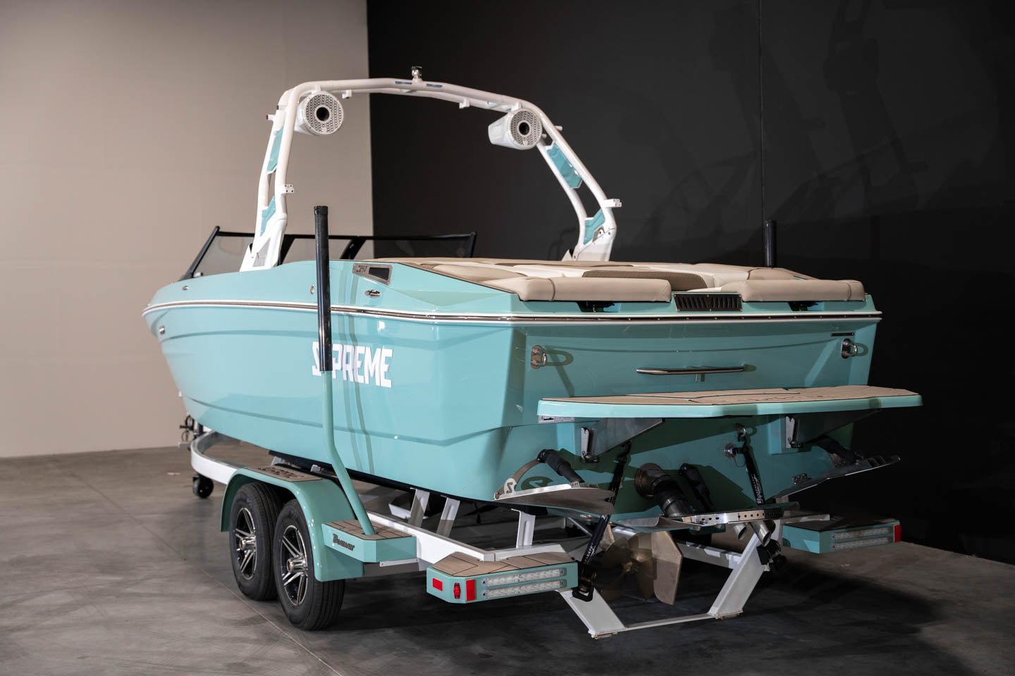 2023 Supreme S240 All Spearmint - BoardCo