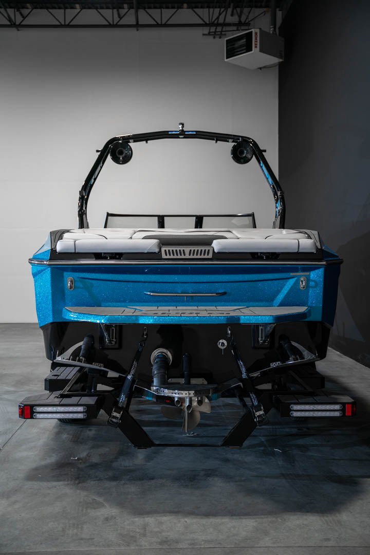 2023 Supreme S240 Bahama Blue Flake / Black - BoardCo Boats