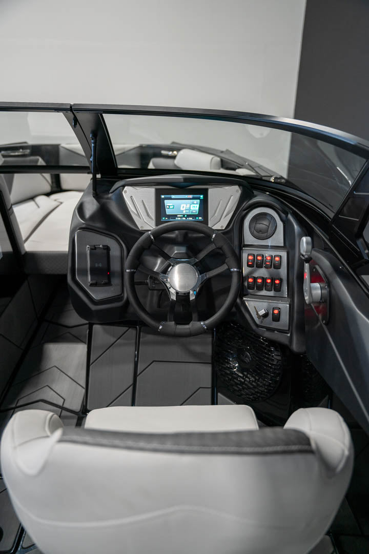 2023 Supreme S240 Bahama Blue Flake / Black - BoardCo Boats