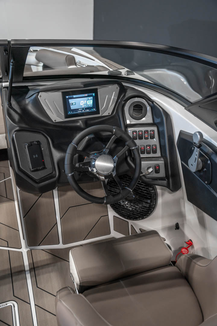 2023 Supreme S240 Black Flake/ White - BoardCo