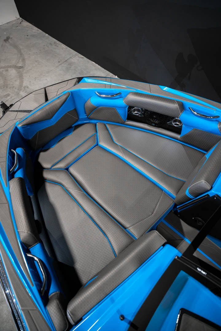 2023 Supreme S240 Black MF / Electric Blue - BoardCo