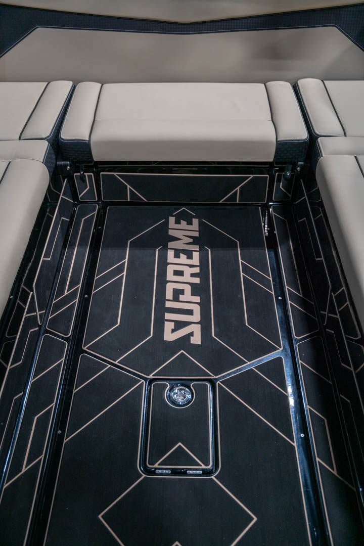2023 Supreme S240 Champagne Flake / Black - BoardCo