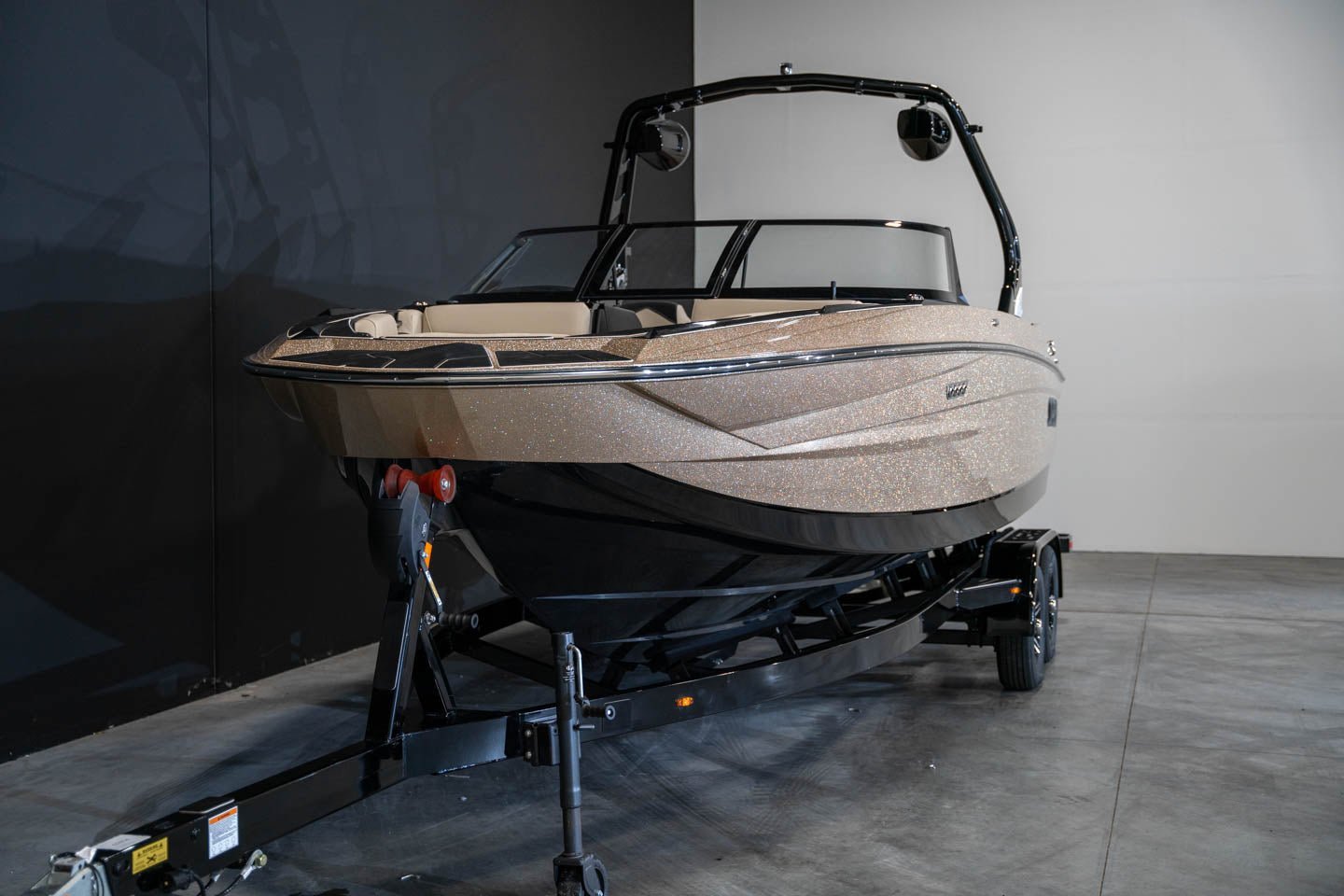 2023 Supreme S240 Champagne Flake / Black - BoardCo