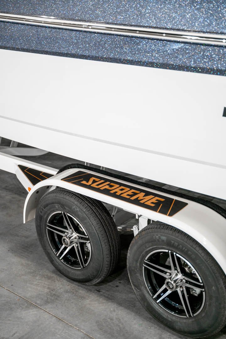 2023 Supreme S240 Gunmetal Flake / White - BoardCo Boats