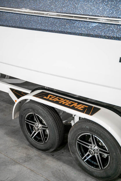 2023 Supreme S240 Gunmetal Flake / White - BoardCo Boats