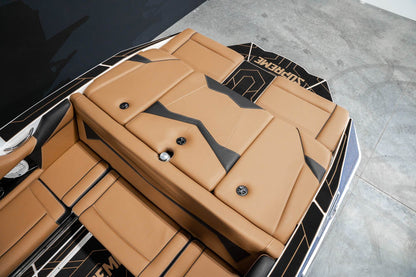 2023 Supreme S240 Gunmetal Flake / White - BoardCo Boats