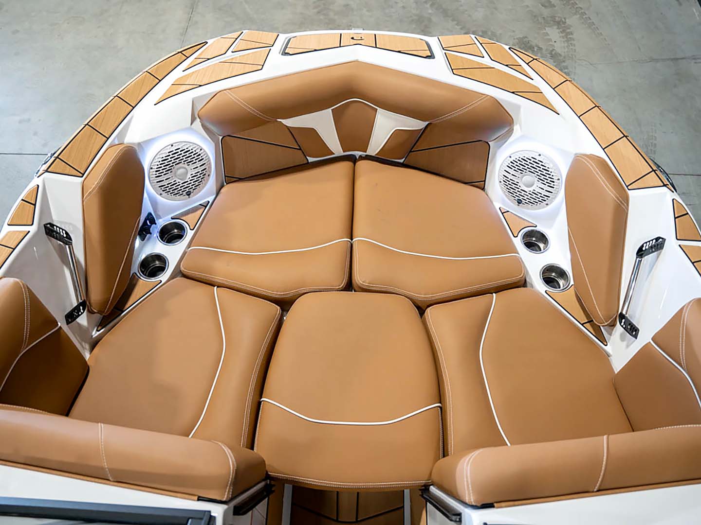 2024 Centurion Fe22 White - BoardCo Boats