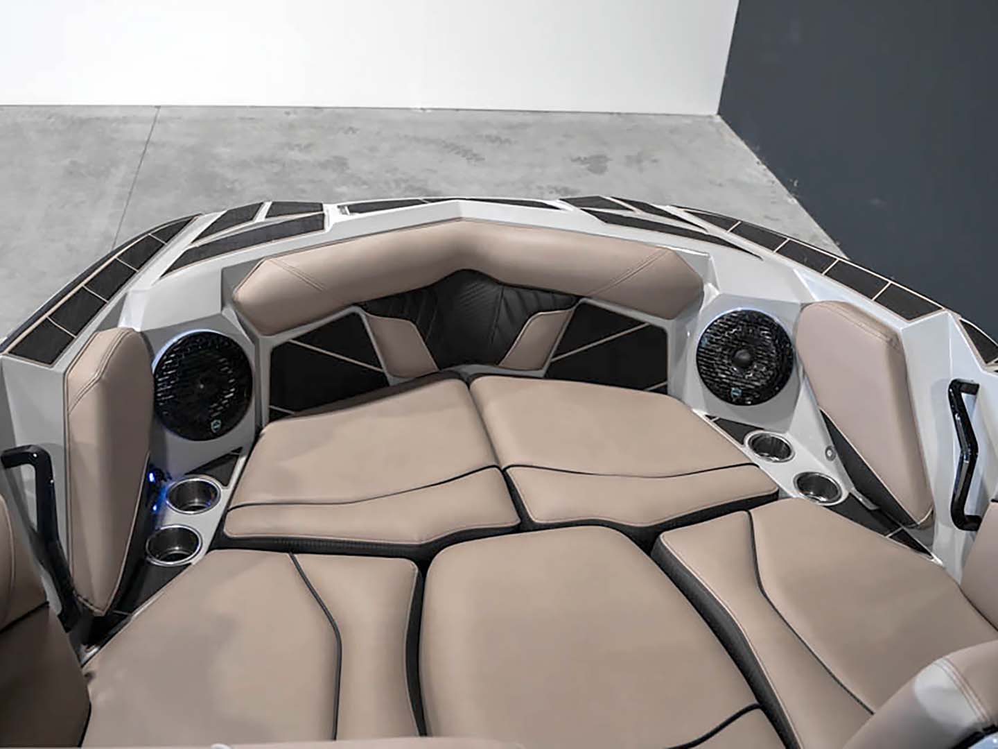 2024 Centurion Fi23 - All Gray - BoardCo Boats
