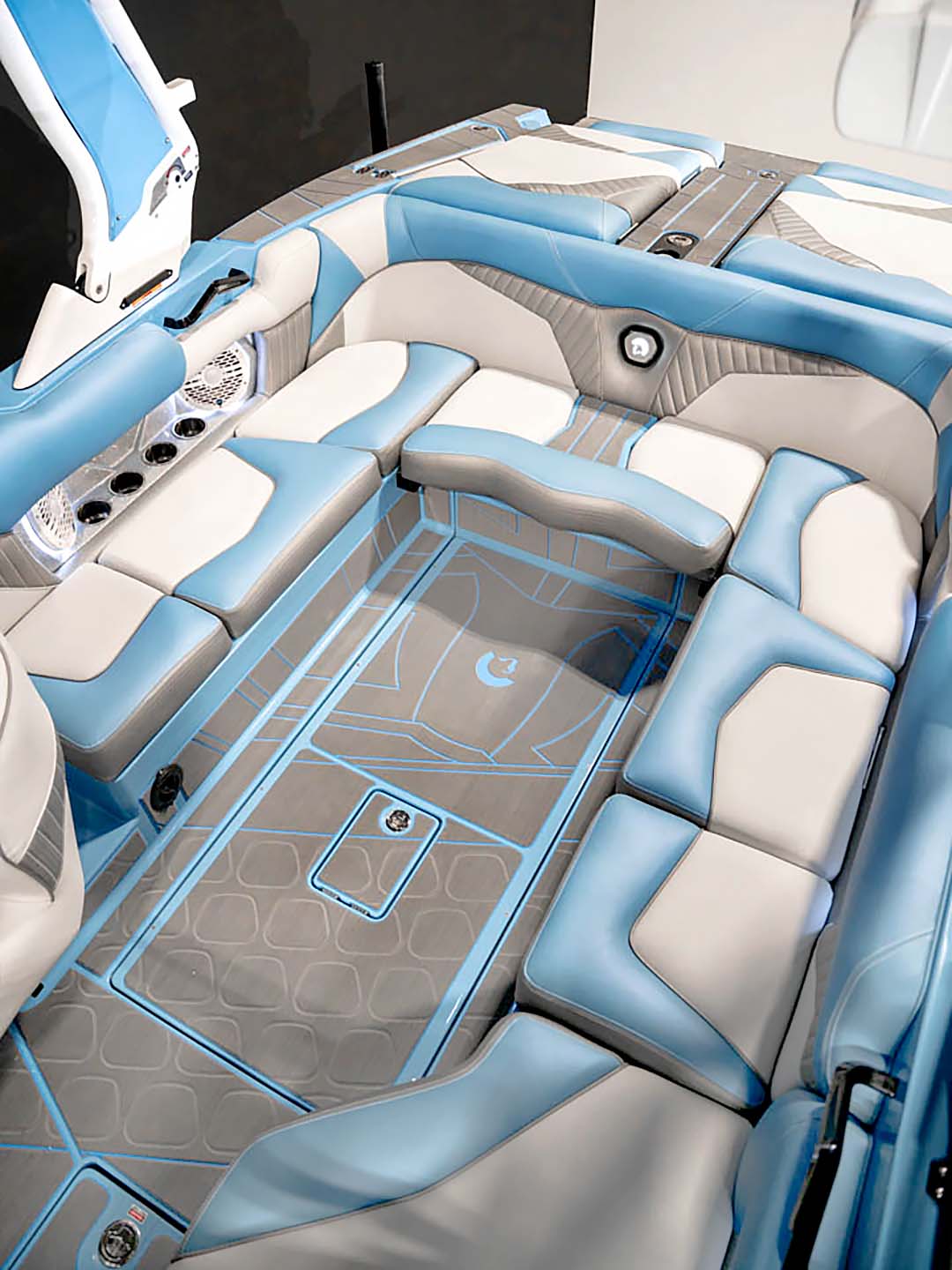 2024 Centurion Fi23 - Mist Blue / Silver Flake - BoardCo Boats