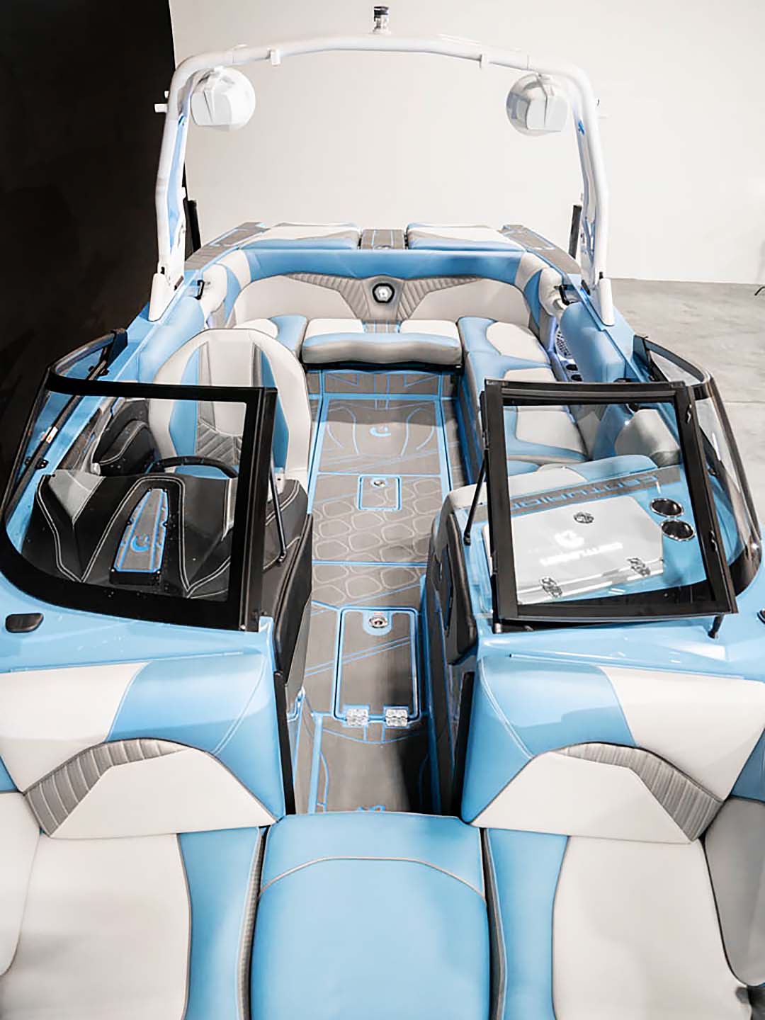 2024 Centurion Fi23 - Mist Blue / Silver Flake - BoardCo Boats