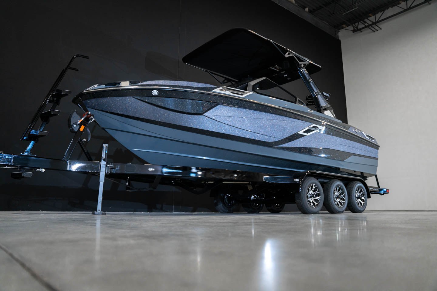 2024 Centurion Ri230 Gun Flake / Black Flake / Charcoal - BoardCo