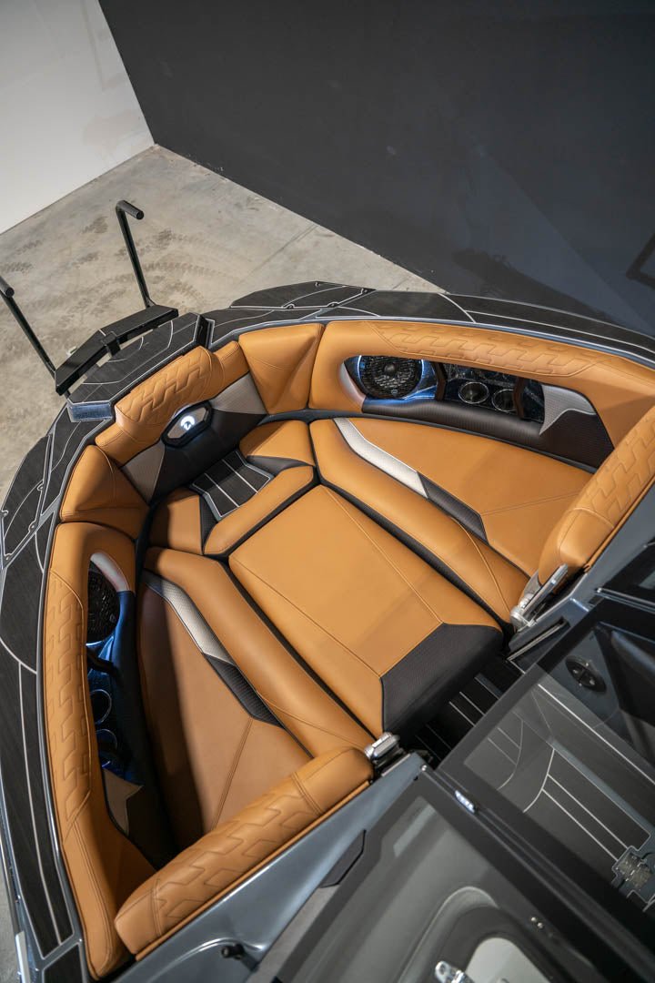 2024 Centurion Ri230 Gun Flake / Black Flake / Charcoal - BoardCo Boats