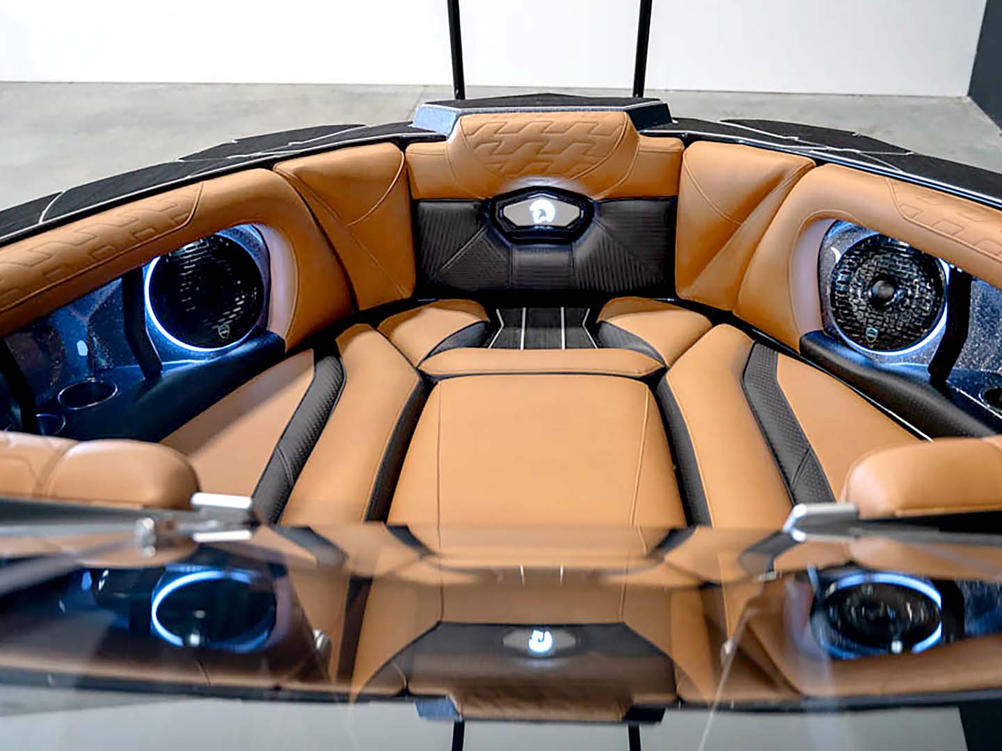 2024 Centurion Ri230 - Gunmetal Flake / Onyx Black - BoardCo Boats