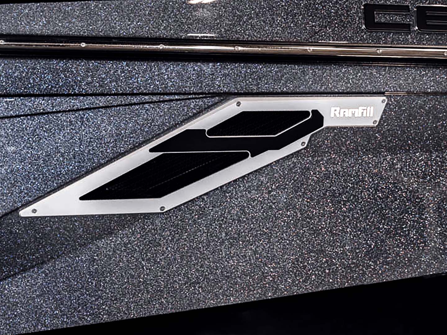 2024 Centurion Ri230 - Gunmetal Flake / Onyx Black - BoardCo Boats