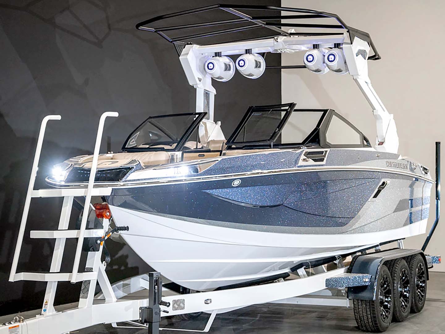 2024 Centurion Ri230 Steel Blue Flake / Silver Flake / White - BoardCo Boats