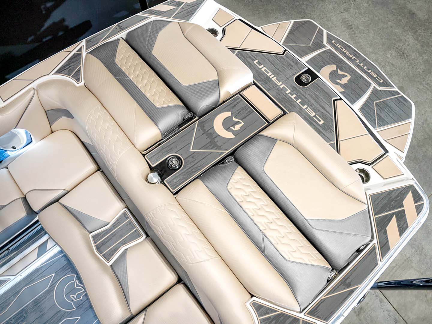 2024 Centurion Ri230 Steel Blue Flake / Silver Flake / White - BoardCo Boats