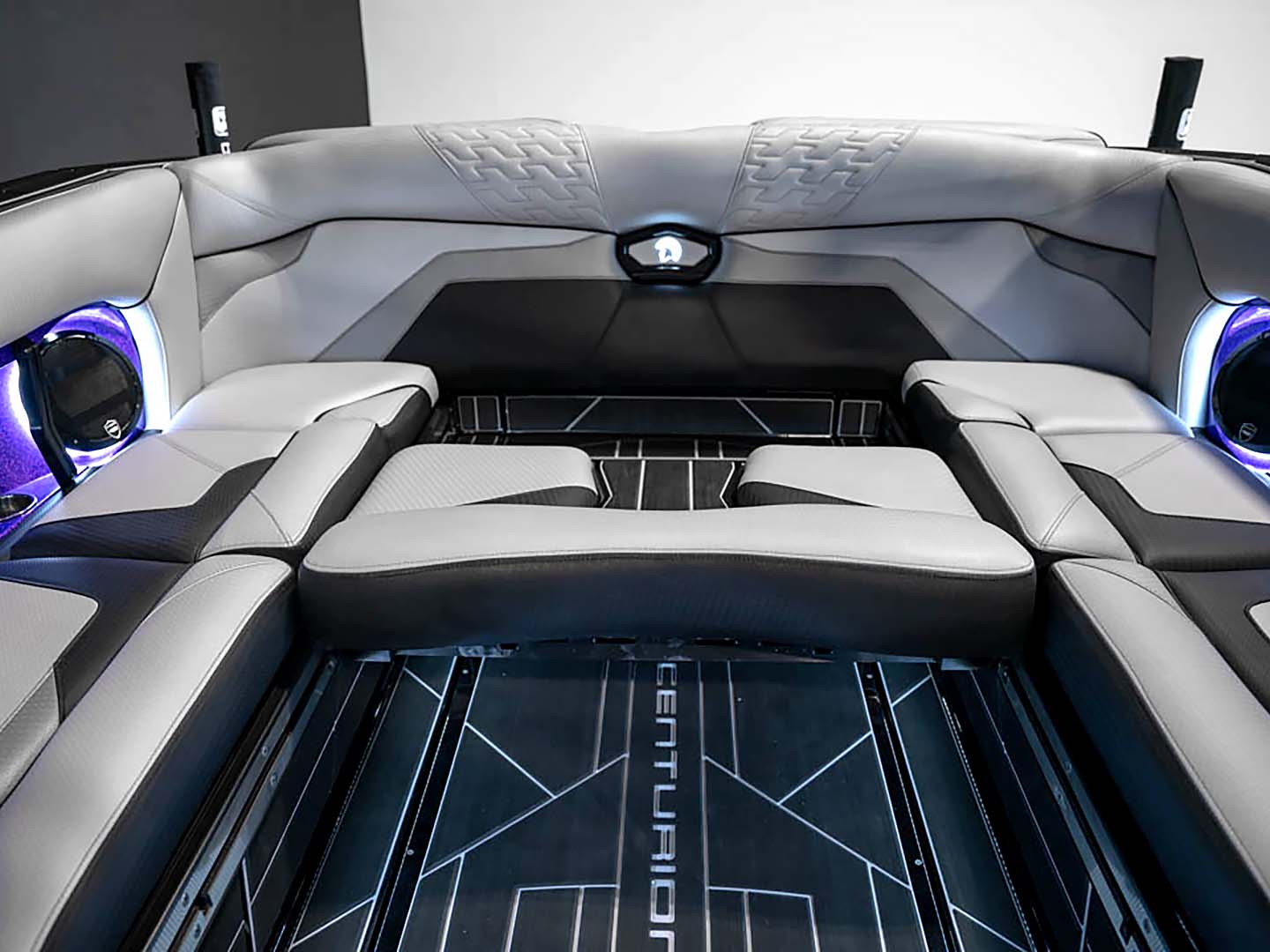 2024 Centurion Ri245 - Brilliant Purple Flake / Gunmetal Flake / Onyx Black - BoardCo Boats