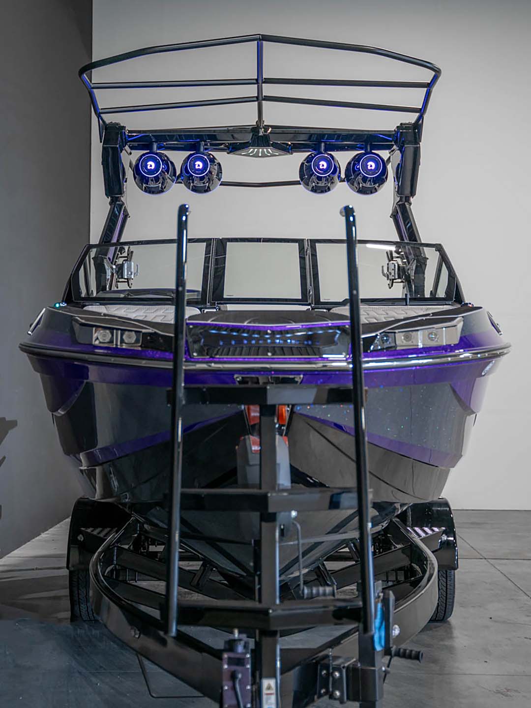 2024 Centurion Ri245 - Brilliant Purple Flake / Gunmetal Flake / Onyx Black - BoardCo Boats