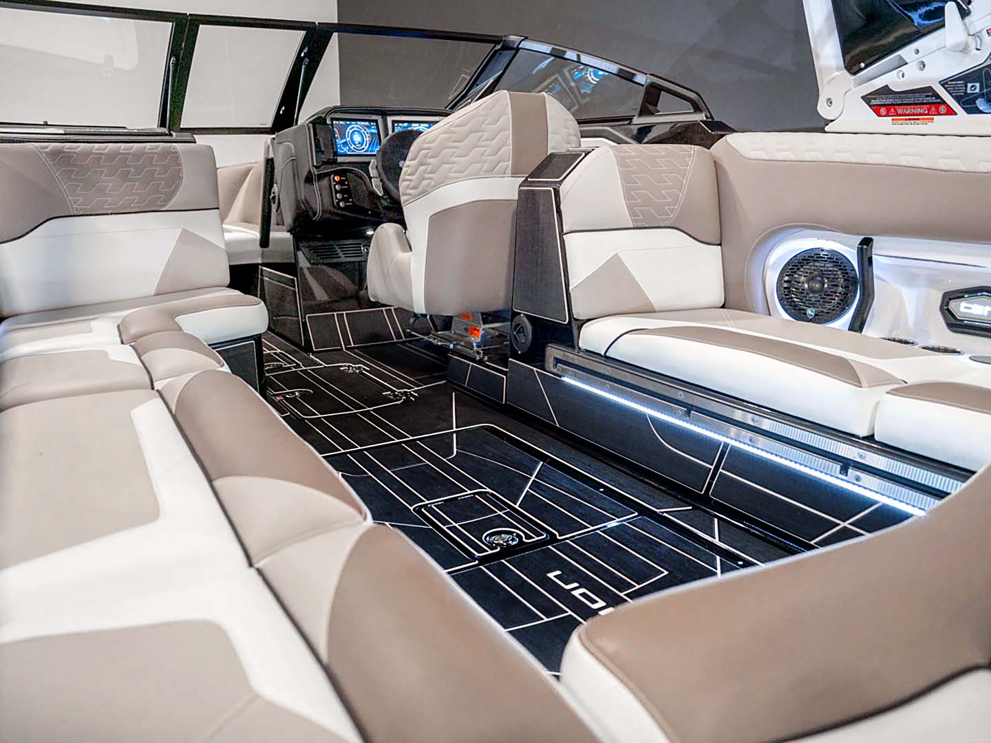 2024 Centurion Ri245 - Onyx Black / White Frost - BoardCo