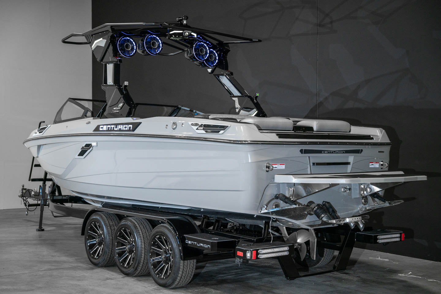 2024 Centurion Ri245 Stone Grey - BoardCo Boats