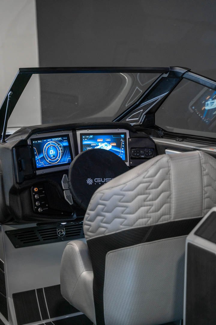 2024 Centurion Ri245 Stone Grey - BoardCo Boats