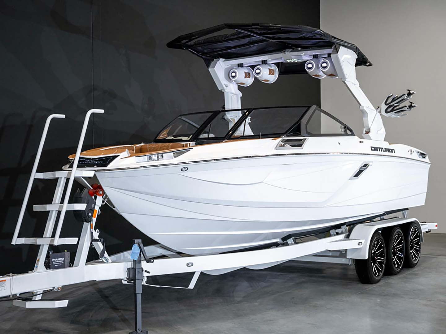 2024 Centurion Ri245 White - BoardCo Boats