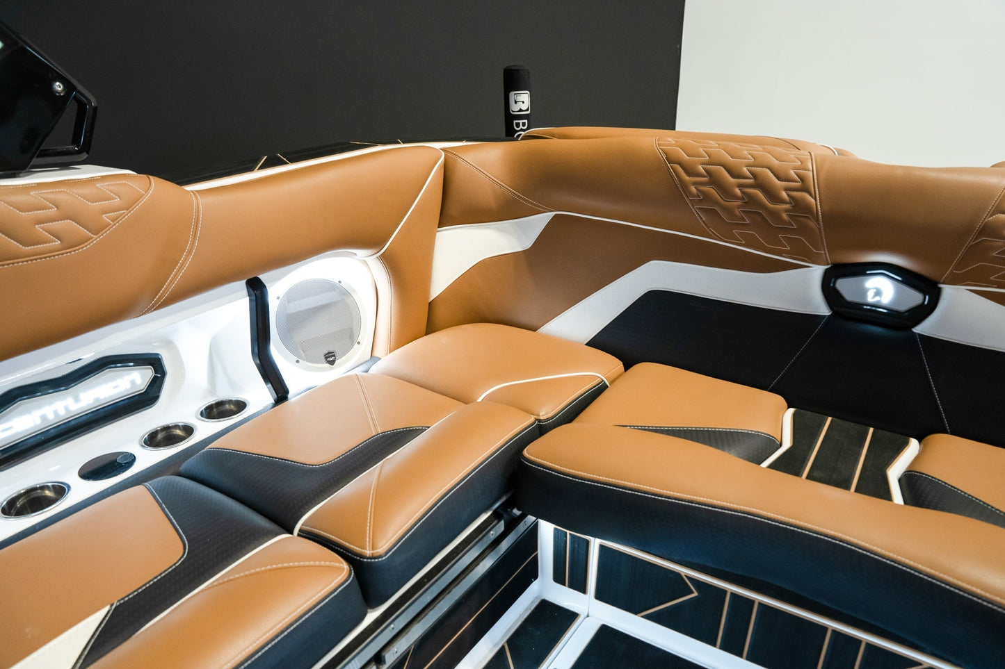 2024 Centurion Ri245 - White / Black - BoardCo