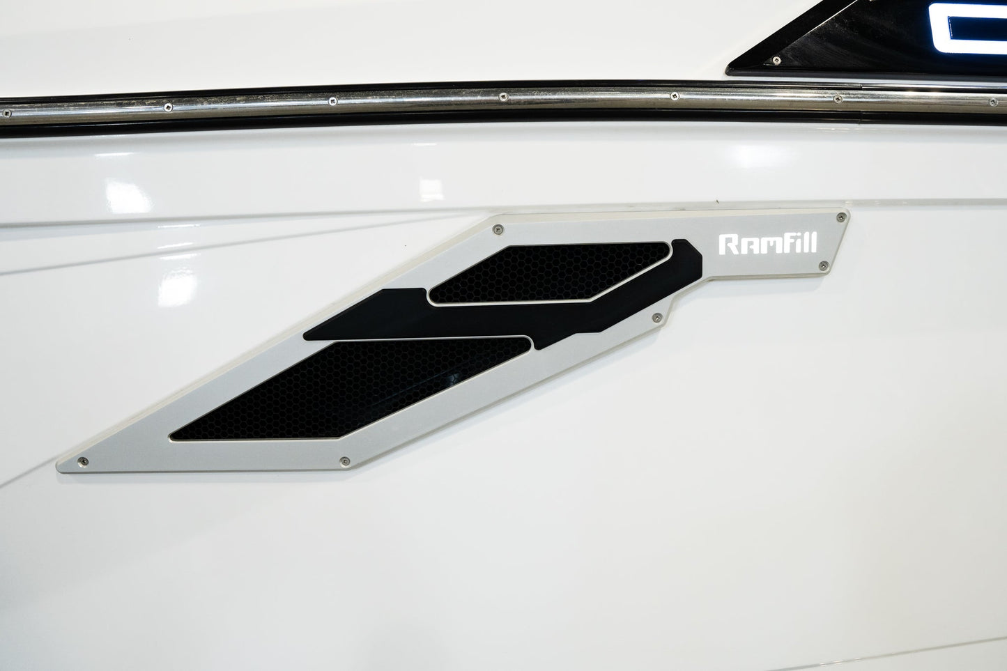 2024 Centurion Ri245 - White / Black - BoardCo