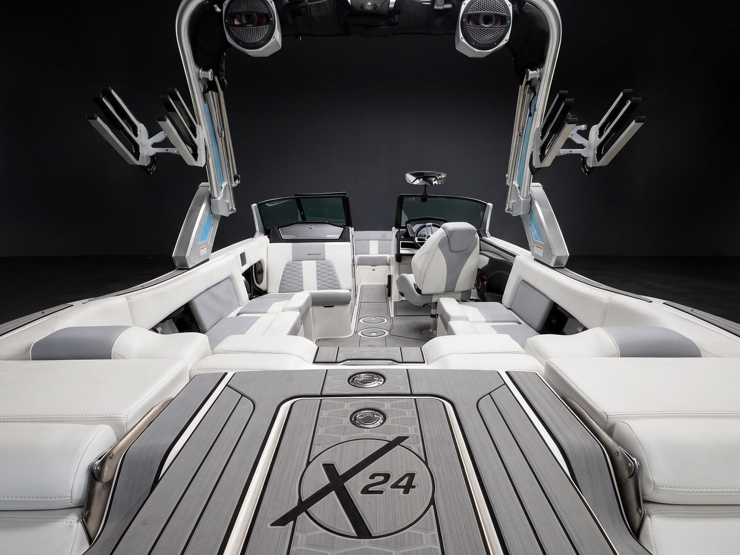 2024 Mastercraft X24 in Blue Flake / Silver Flake / White